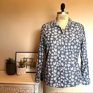 GAP Like New Fitted Boyfriend Flora And Fauna Cotton Chambray Long Sleeve Shirt